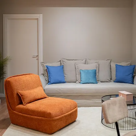 Modern & Spacious 2br - Steps To Cismigiu Gardens Apartment