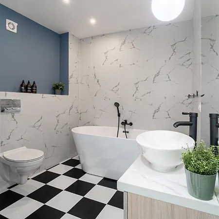 Playful & Trendy 2br On Regina Elisabeta, Steps To Cismigiu Gardens - Bathtub & Boulevard Views Bukarest