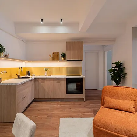 Playful & Trendy 2br On Regina Elisabeta, Steps To Cismigiu Gardens - Bathtub & Boulevard Views Βουκουρέστι