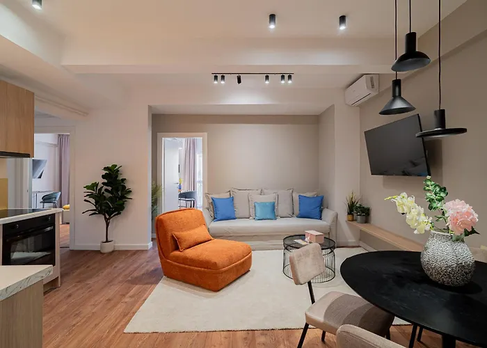 Apartament Playful & Trendy 2br On Regina Elisabeta, Steps To Cismigiu Gardens - Bathtub & Boulevard Views