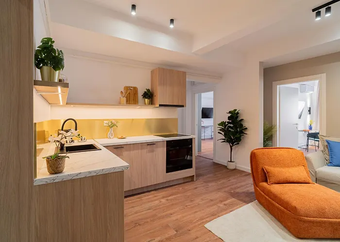 Apartment Playful & Trendy 2br On Regina Elisabeta, Steps To Cismigiu Gardens - Bathtub & Boulevard Views Bukarest