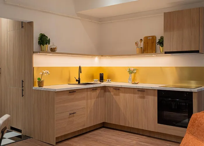 Appartement Playful & Trendy 2br On Regina Elisabeta, Steps To Cismigiu Gardens - Bathtub & Boulevard Views *